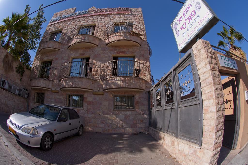 Faulty Towers Hotel Eilat Exterior foto